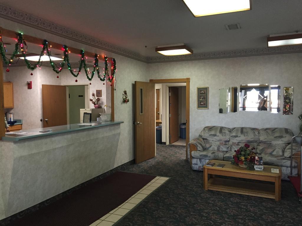 Super 8 By Wyndham Willcox Motel Exterior photo
