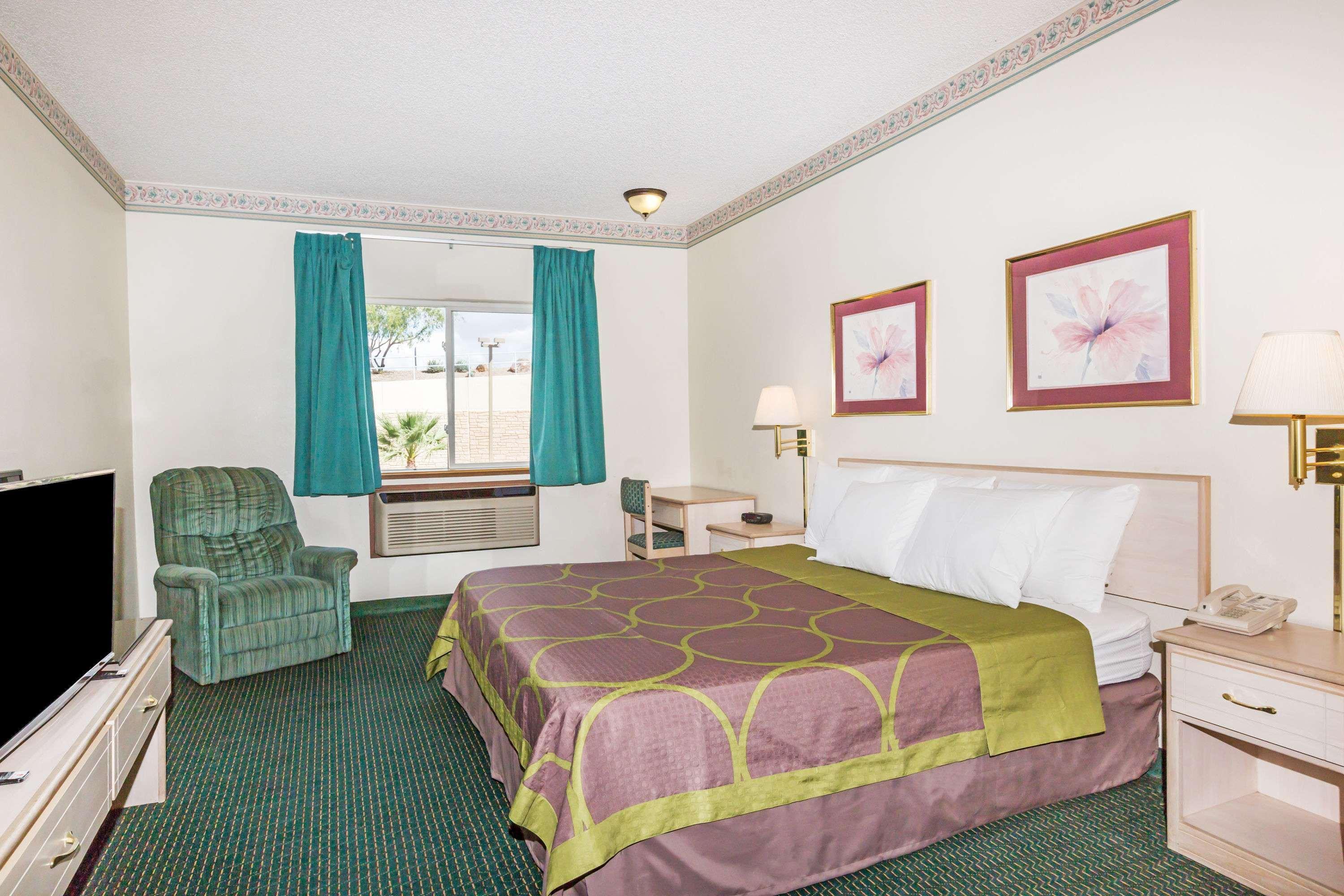 Super 8 By Wyndham Willcox Motel Exterior photo